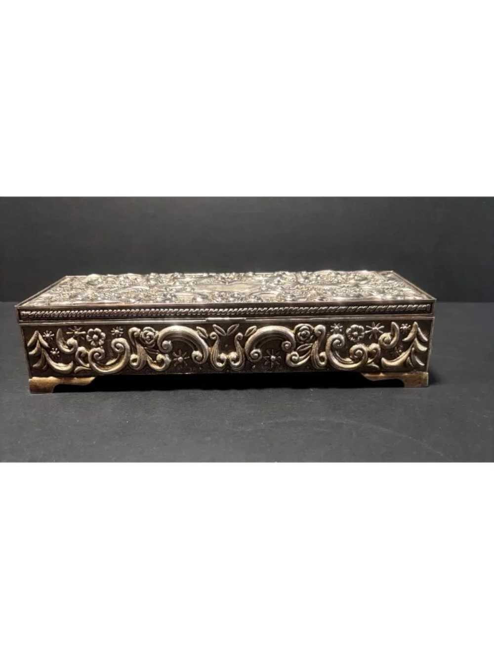 Godinger Silver 1992 Silverplate Jewelry Box Embossed Floral Vintage Decor